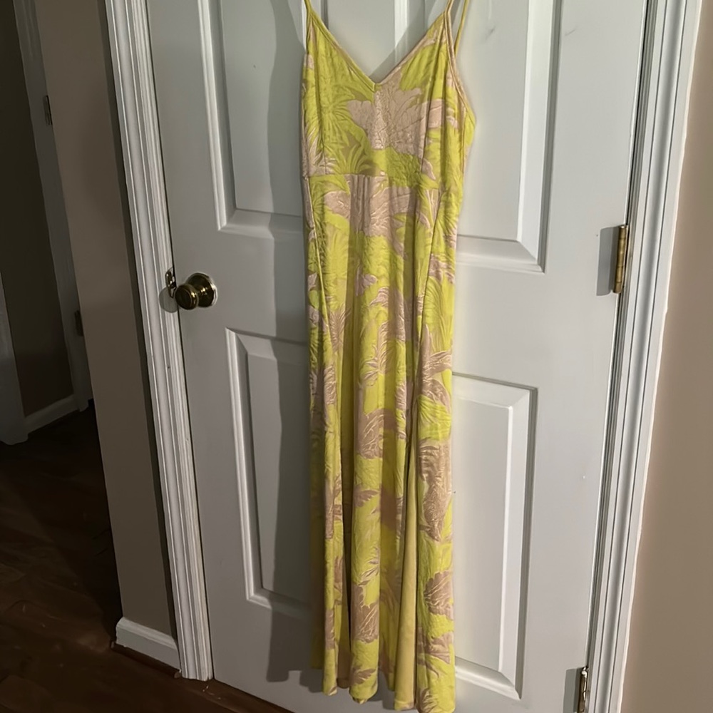 ASOS petite strappy yellow dress with side slits size 4 NWT